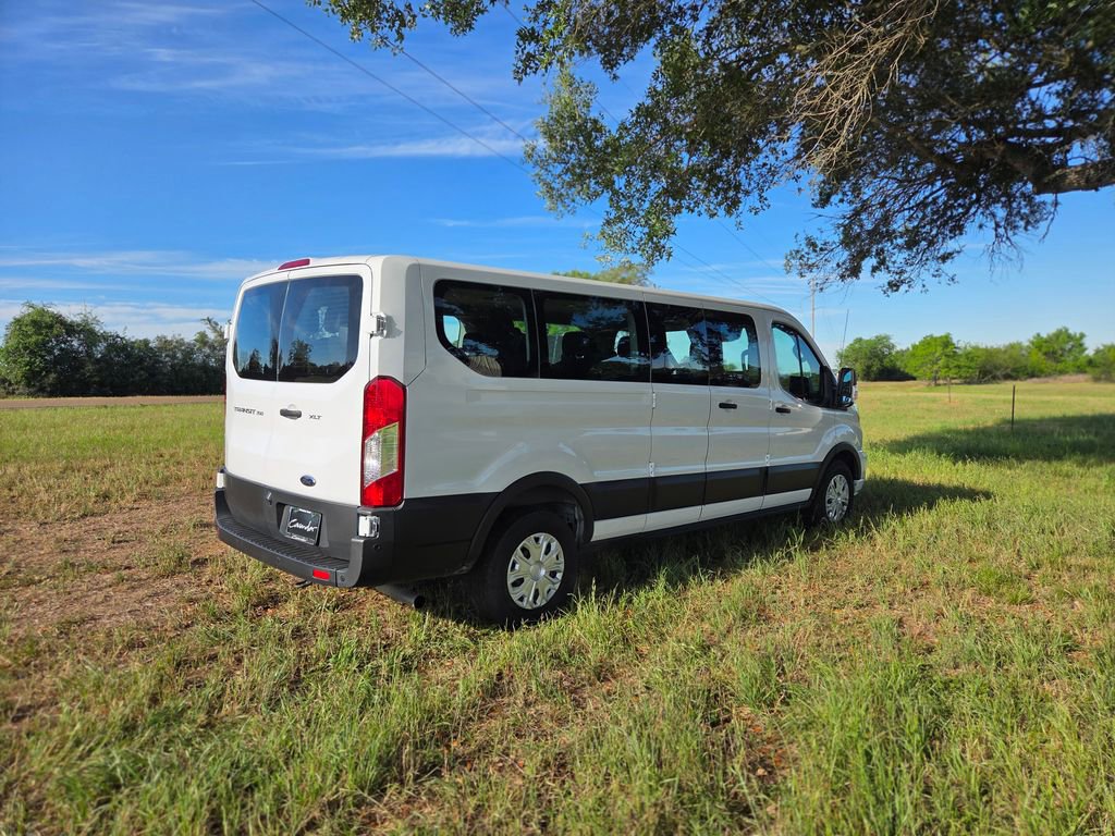 Used 2021 Ford Transit 350 XLT image 5