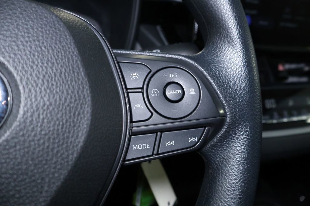 Used 2023 Toyota Corolla LE image 21