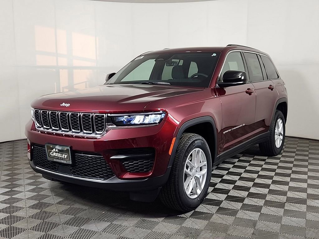 New 2025 Jeep Grand Cherokee Laredo X w/ Trailer Tow Package