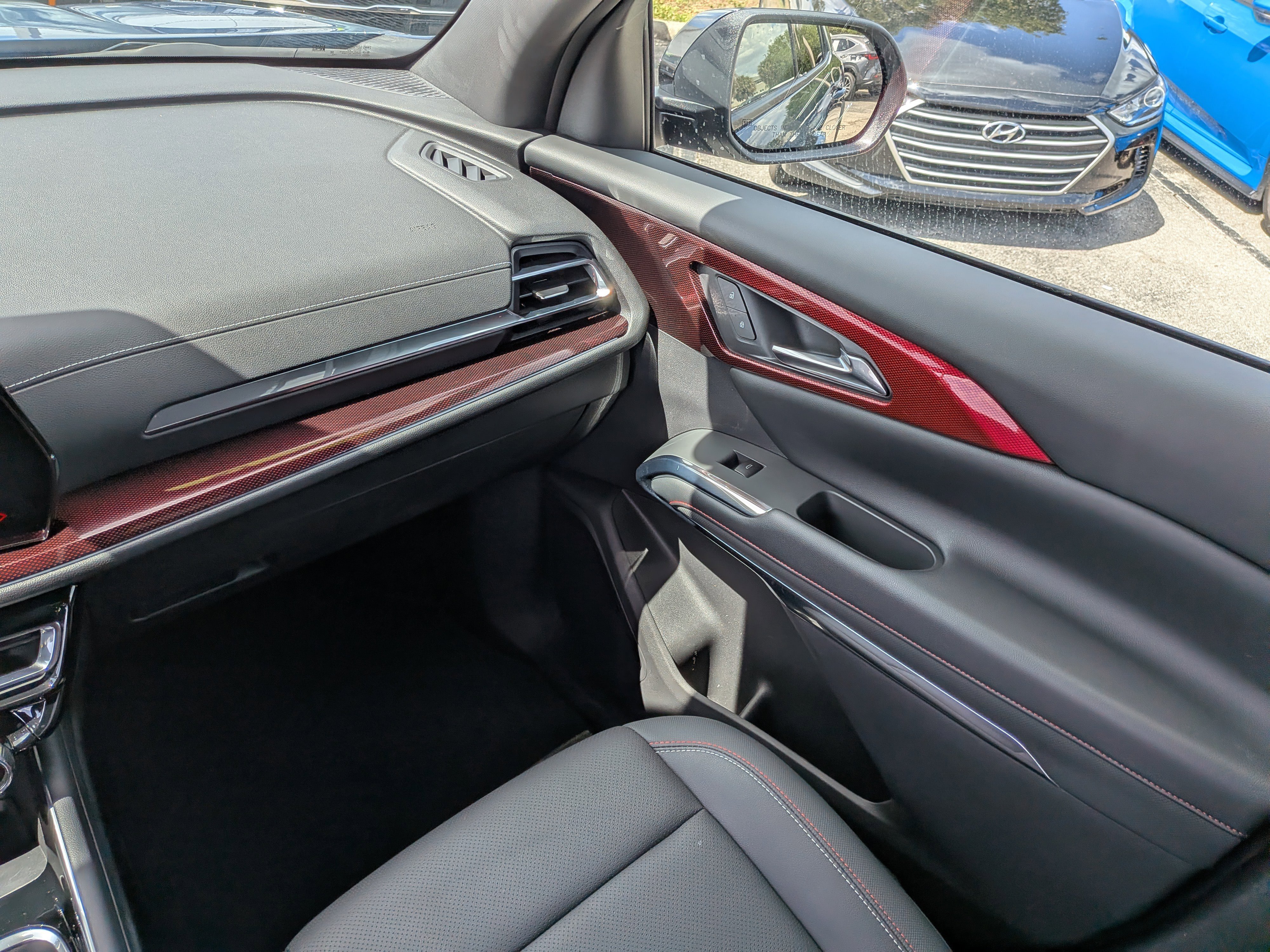 Used 2025 Chevrolet Traverse Z71 w/ Driver Confidence Package AWD/4WD image 18