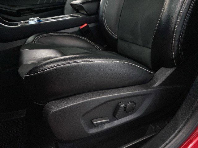 Used 2022 Ford Edge ST w/ Cargo Accessory Package AWD/4WD image 16