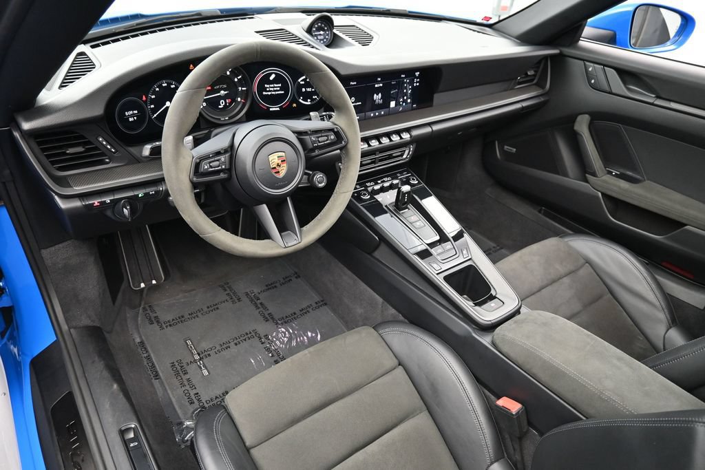 Certified 2022 Porsche 911 Targa 4 GTS AWD/4WD image 4
