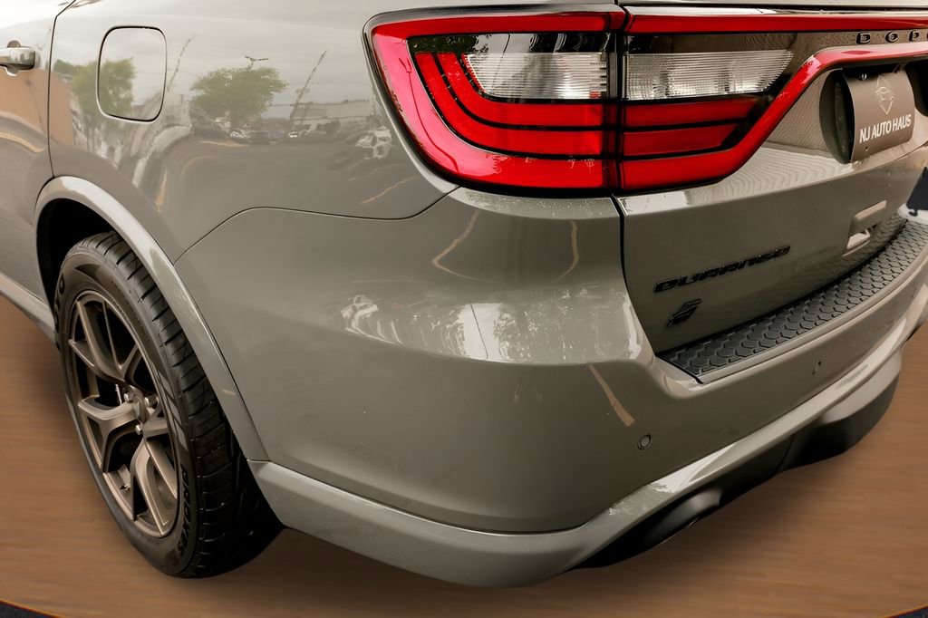 Used 2022 Dodge Durango SRT w/ Black Package AWD/4WD image 9