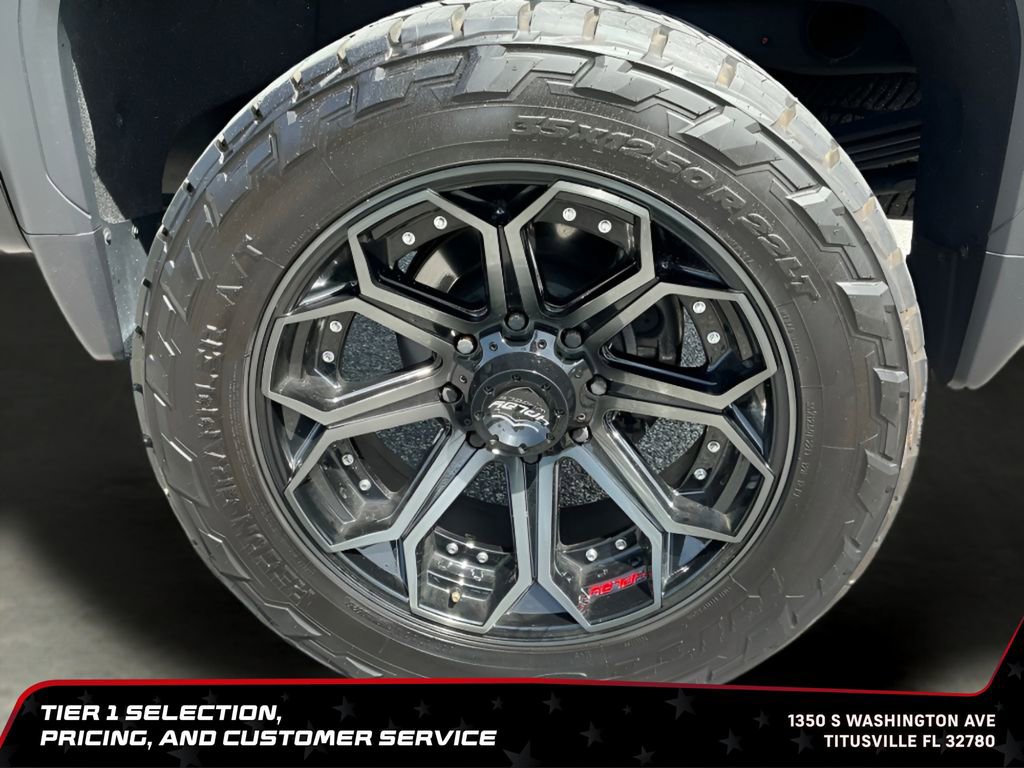 Used 2024 GMC Sierra 2500 Denali w/ Denali Reserve Package AWD/4WD image 32