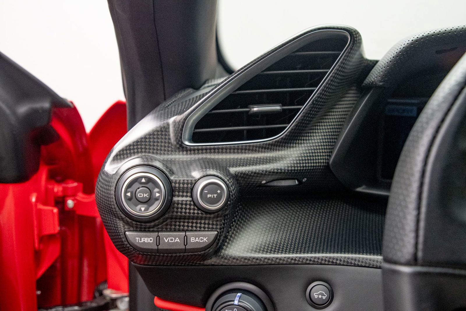 Used 2020 Ferrari 488 Pista Spider image 31