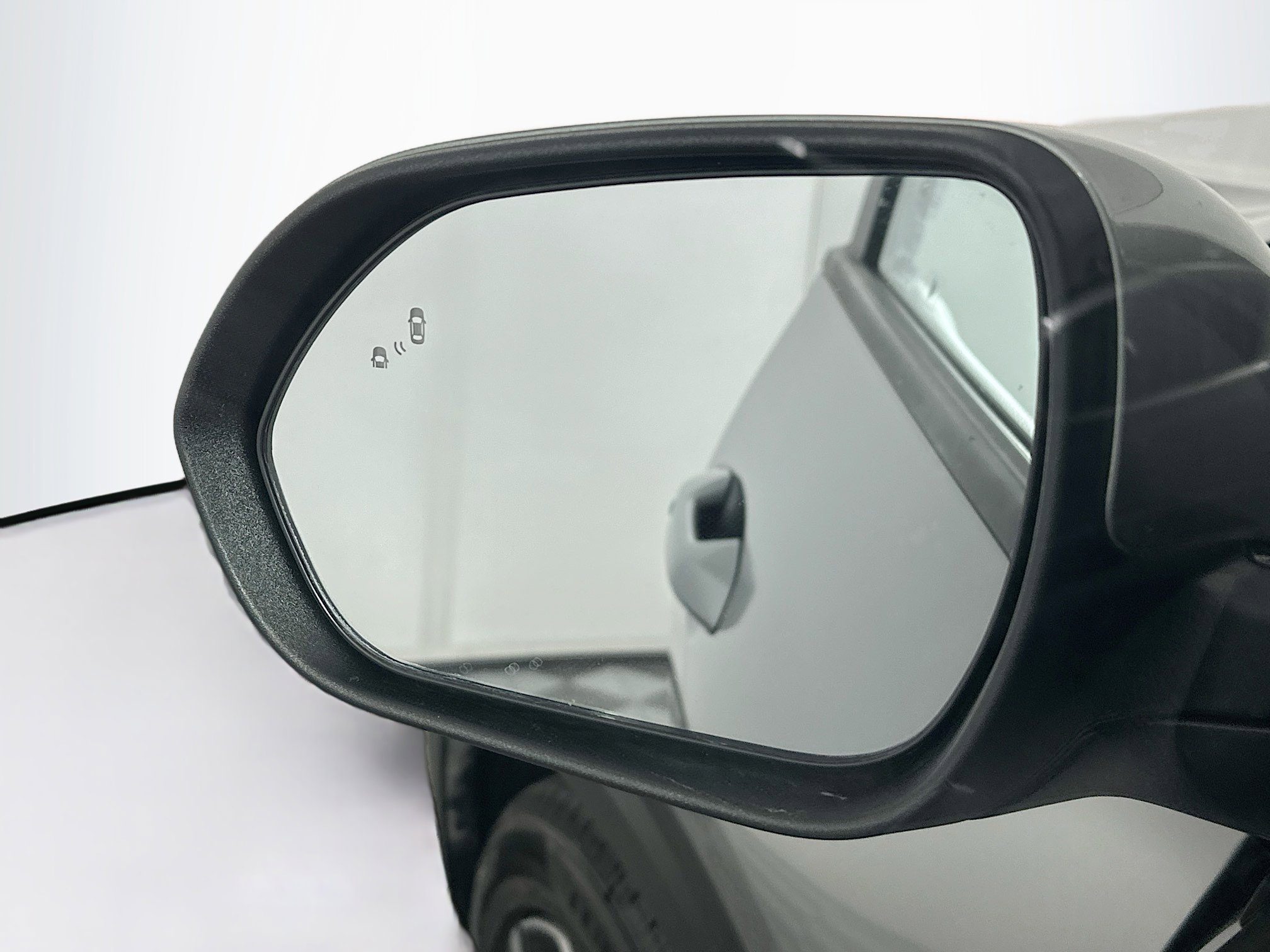 Used 2025 Kia Seltos S image 16