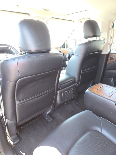 Used 2023 Nissan Armada SL w/ Captain's Chairs Package image 10