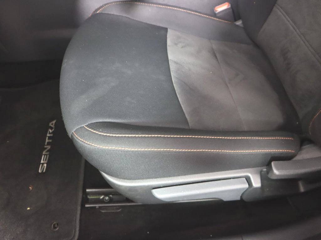 Used 2023 Nissan Sentra SR w/ Electronics Package FWD image 20
