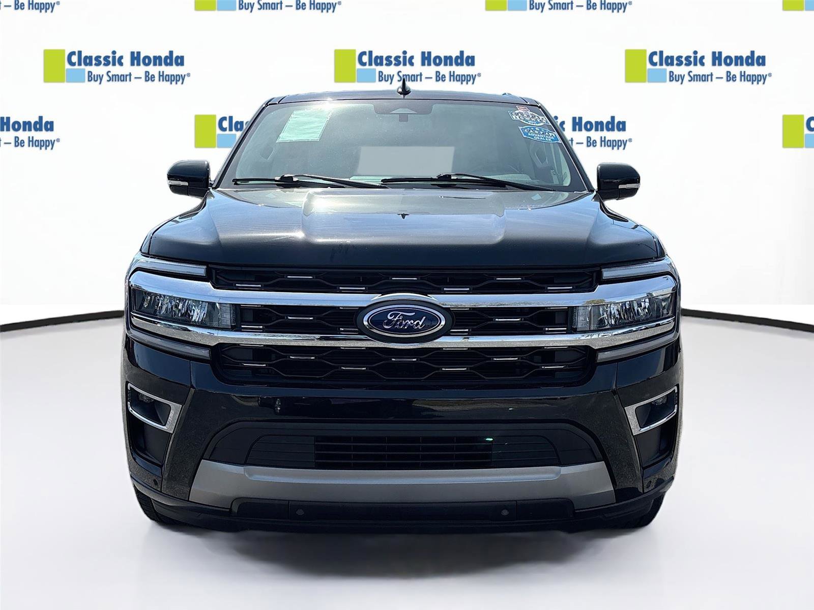 Used 2024 Ford Expedition Limited image 2