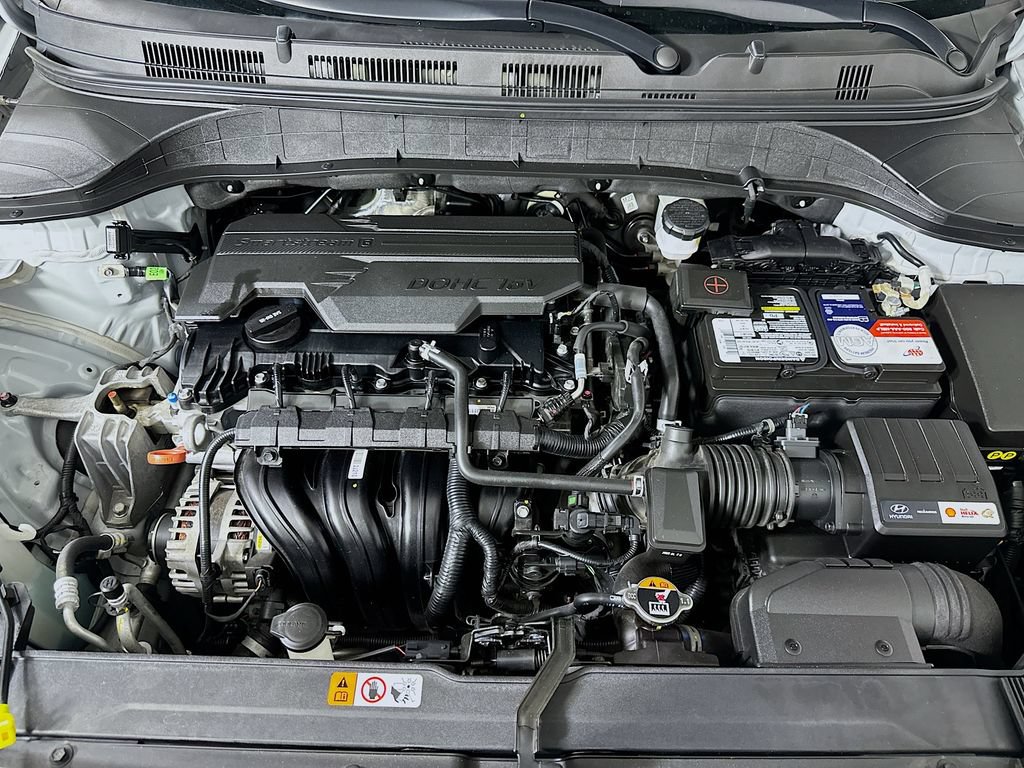 Used 2023 Hyundai Kona SEL w/ Cargo Package FWD image 9