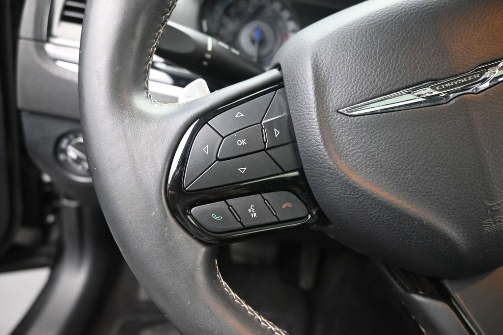 Used 2017 Chrysler 300 S w/ 300S Premium Group AWD/4WD image 30
