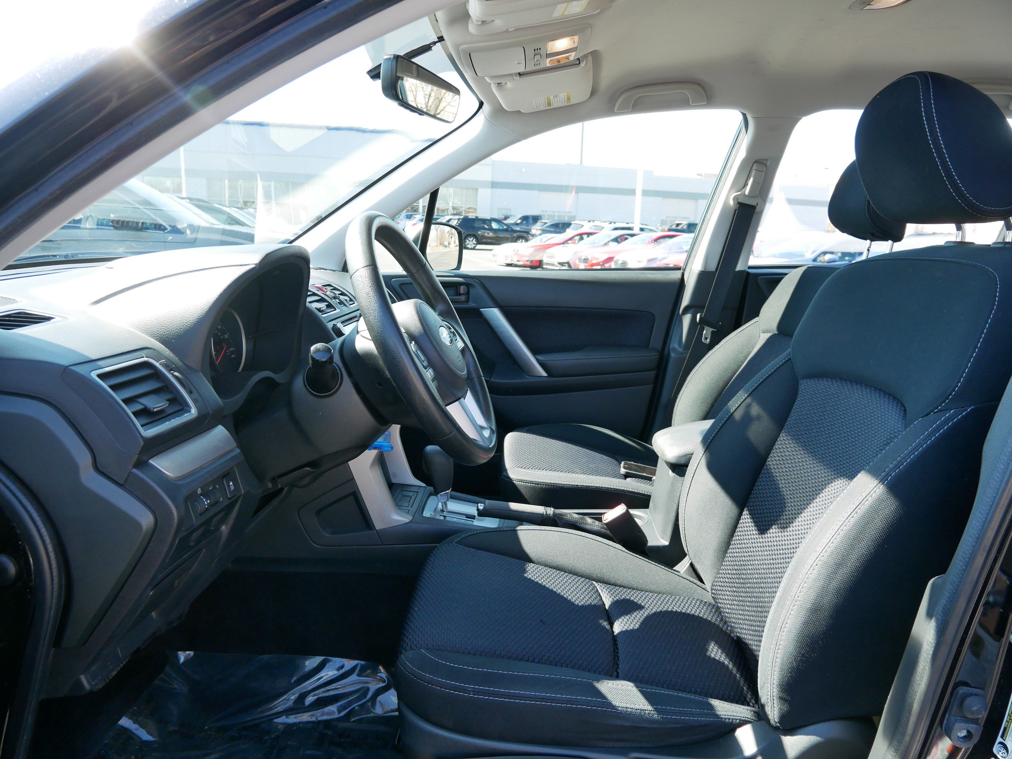 Used 2017 Subaru Forester 2.5i w/ Alloy Wheel Package image 31