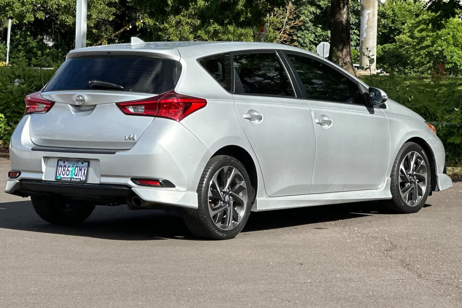 Used 2016 Scion iM FWD image 2