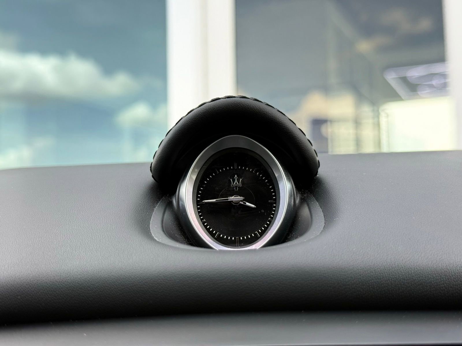 Used 2021 Maserati Ghibli Trofeo image 51