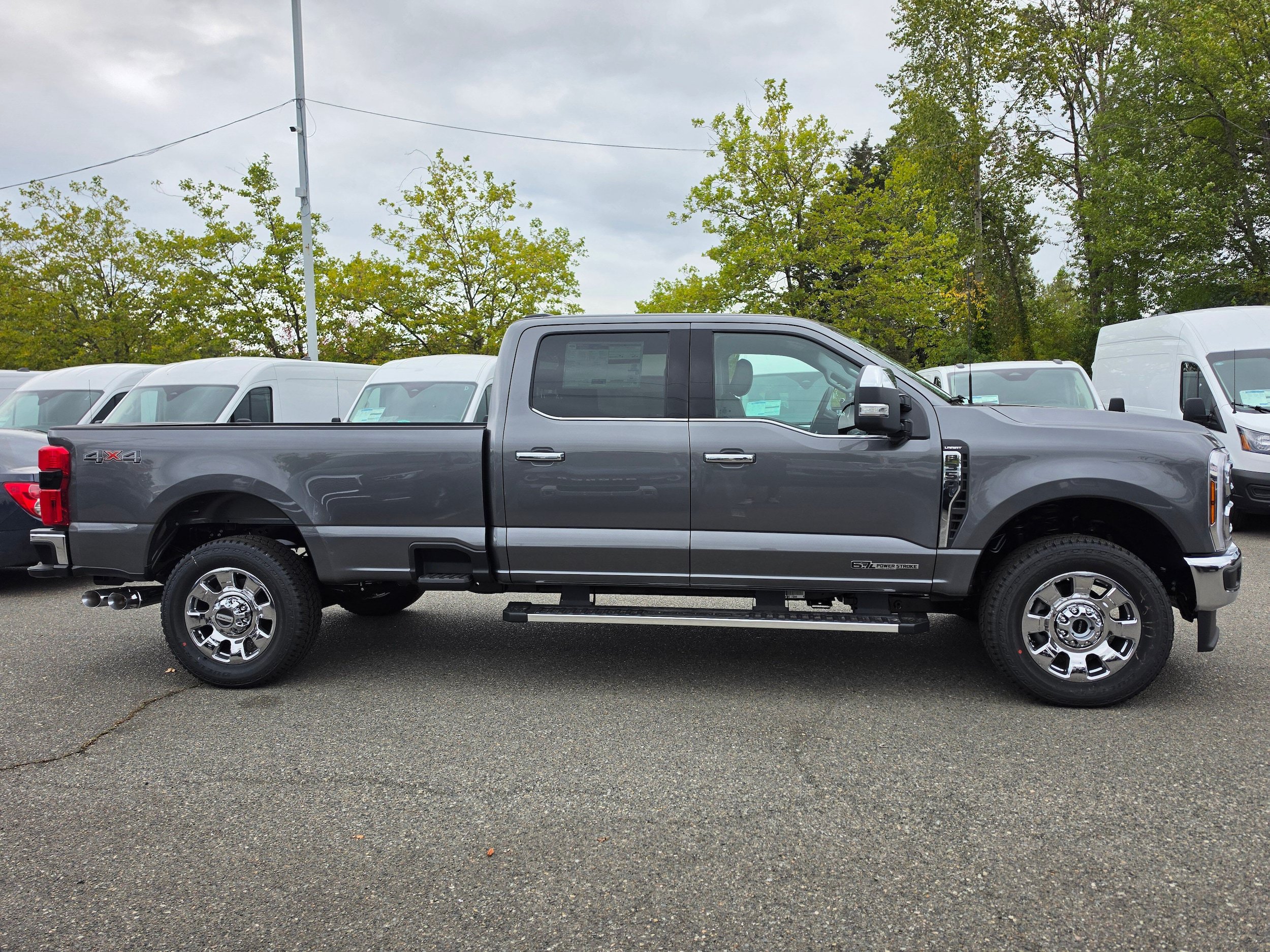 New 2026 Ford F350 Lariat w/ Chrome Package AWD/4WD image 4