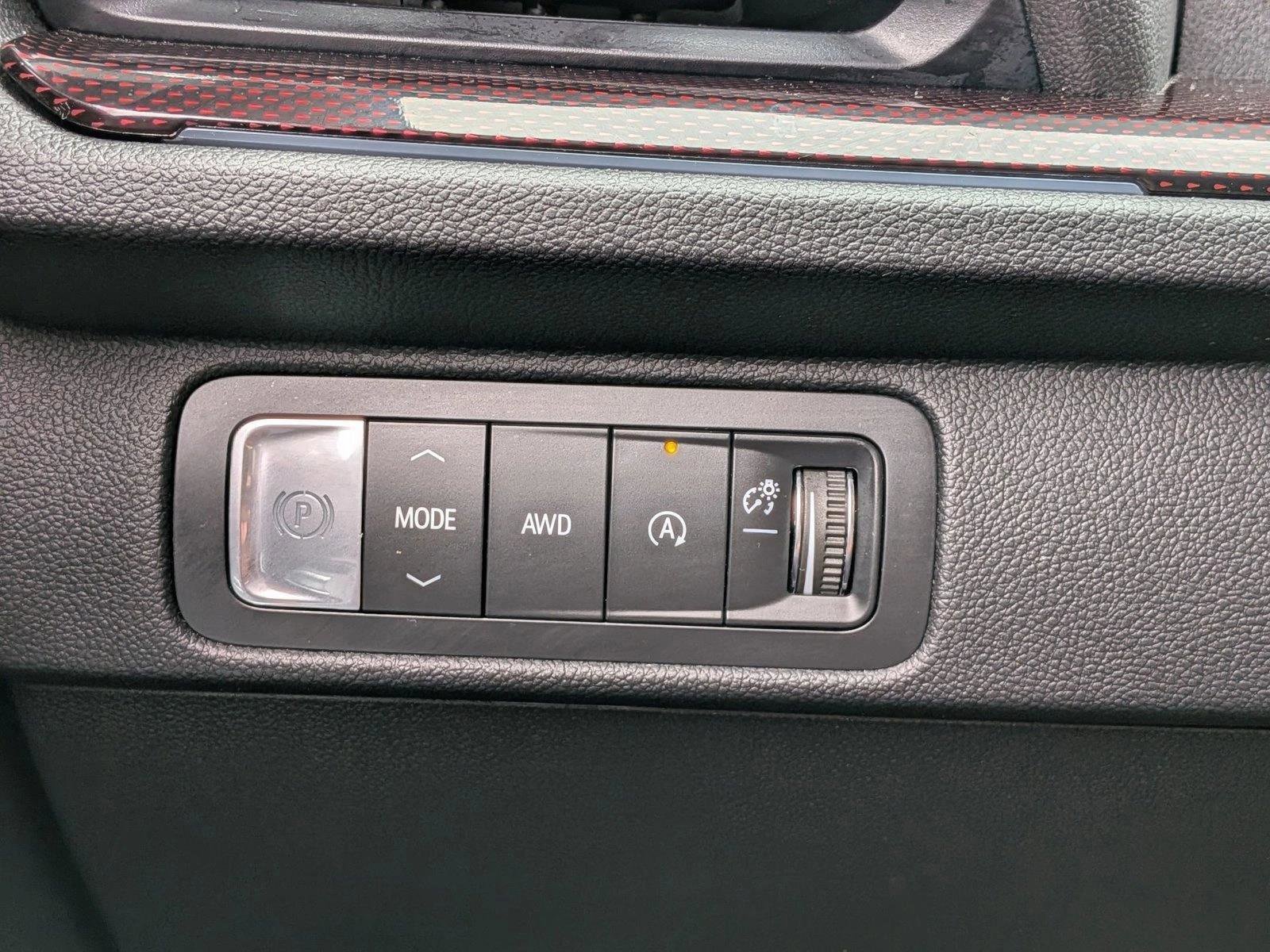 Used 2026 Chevrolet Traverse RS AWD/4WD image 15