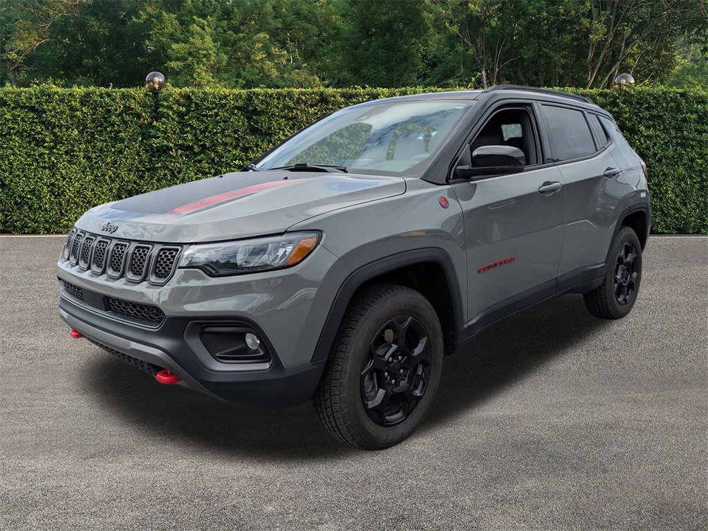 Used 2023 Jeep Compass Trailhawk image 8