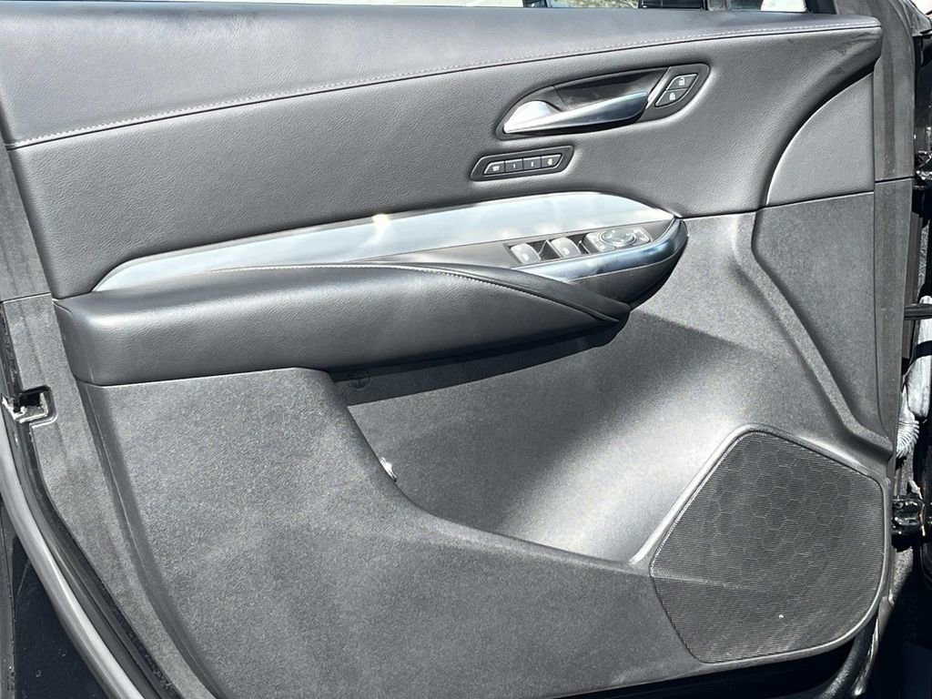Used 2023 Cadillac XT4 Premium Luxury w/ Enhanced Visibility Package image 24
