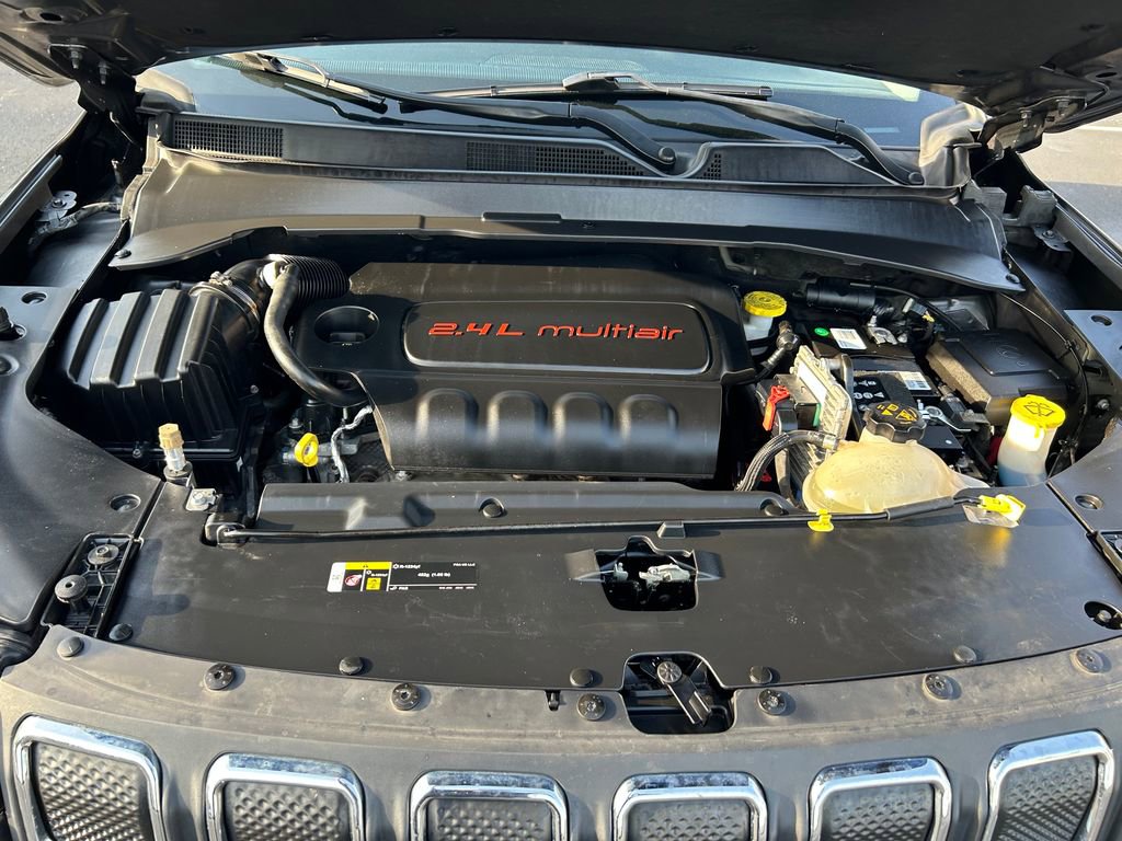 Used 2022 Jeep Compass Latitude AWD/4WD image 27