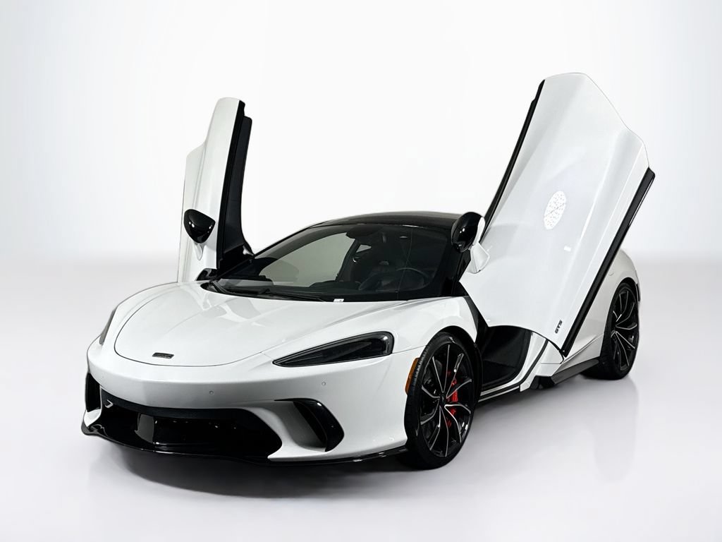 Used 2026 McLaren GTS RWD image 21