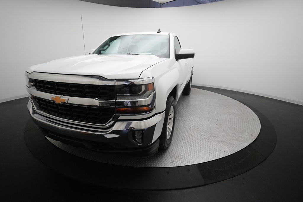 Used 2017 Chevrolet Silverado 1500 LT w/ LT Convenience Package image 12