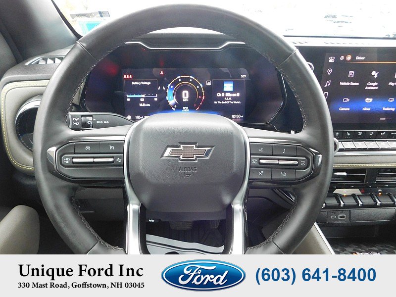 Used 2024 Chevrolet Colorado ZR2 w/ ZR2 Convenience Package III AWD/4WD image 18
