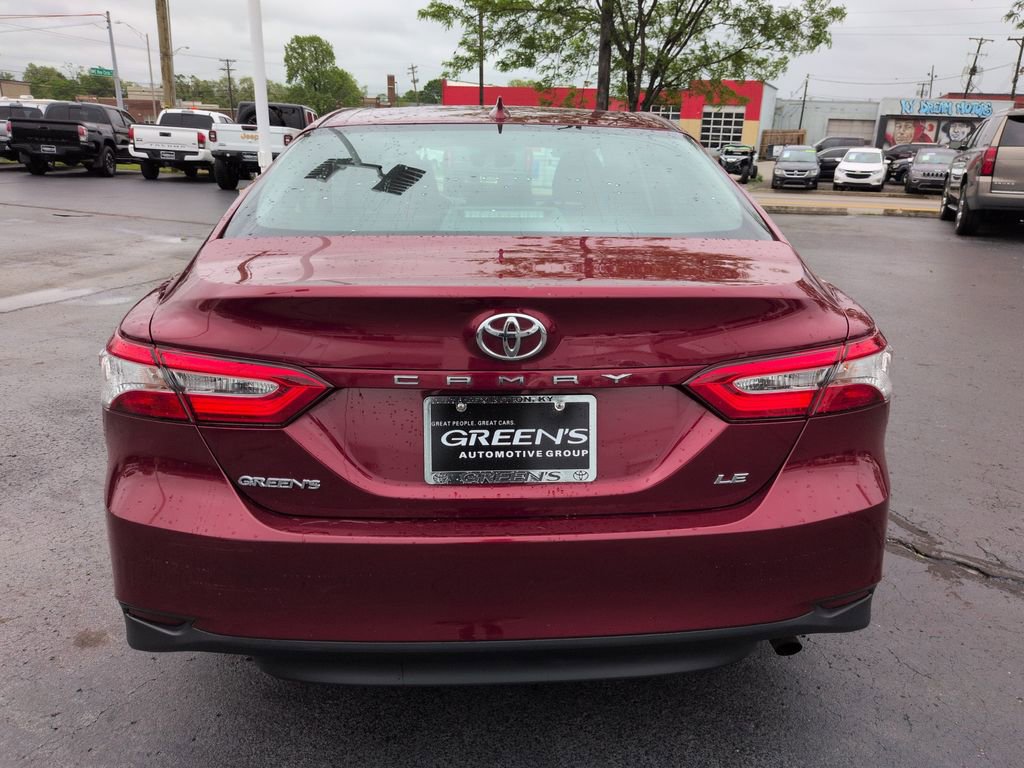 Used 2020 Toyota Camry LE FWD image 4