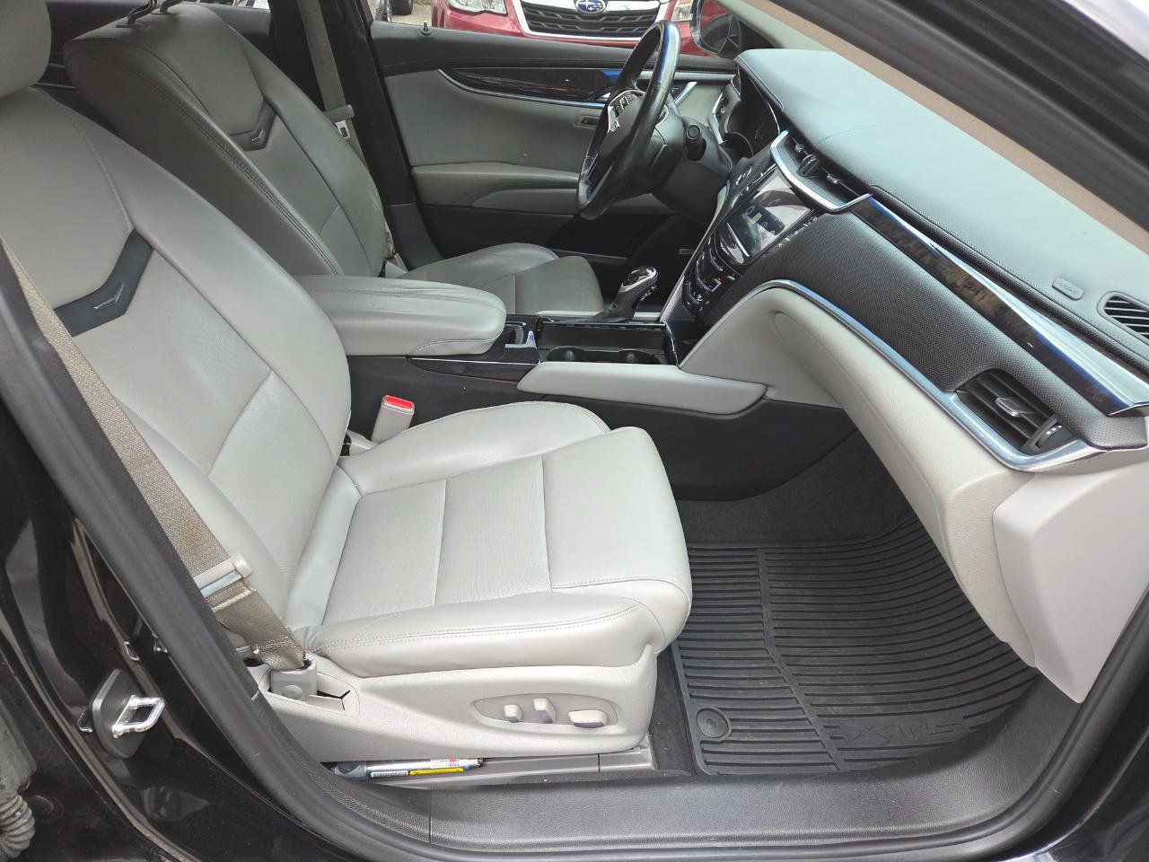 Used 2016 Cadillac XTS Luxury w/ Driver Awareness Package image 13