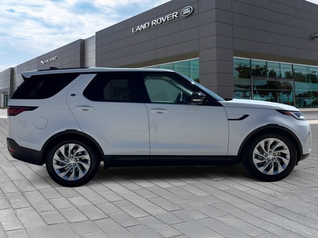 Used 2025 Land Rover Discovery S AWD/4WD image 7