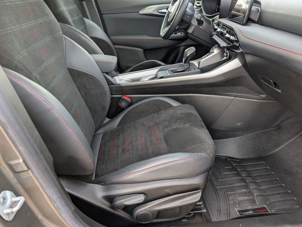 Used 2024 Dodge Hornet GT w/ Track Pack image 41