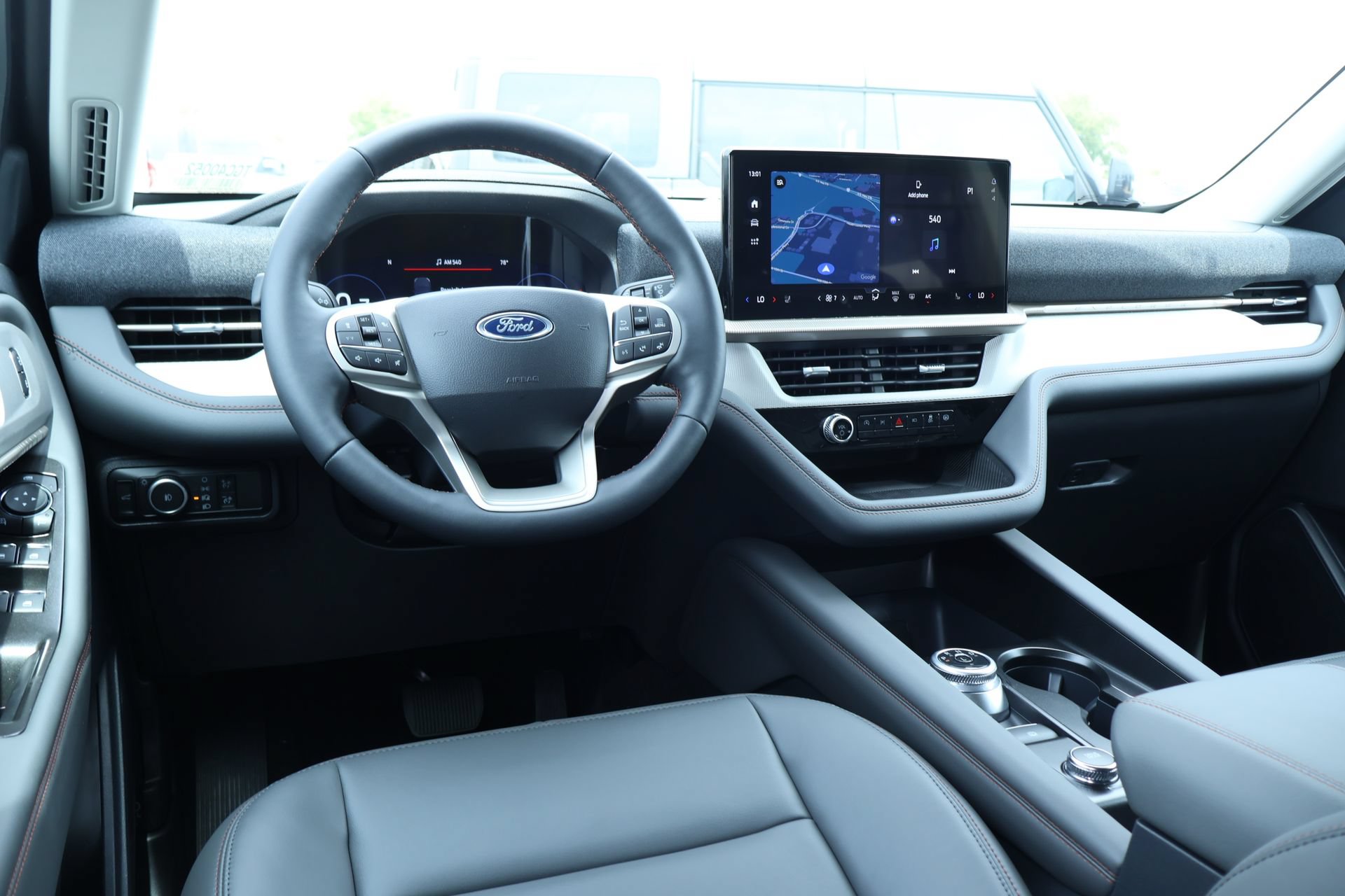 New 2026 Ford Explorer Active w/ Active Comfort Package AWD/4WD image 2