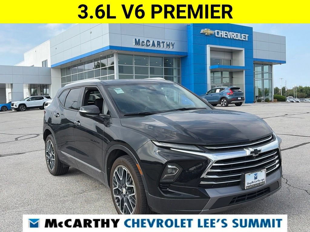 Used 2023 Chevrolet Blazer Premier w/ Driver Confidence II Package FWD image 1