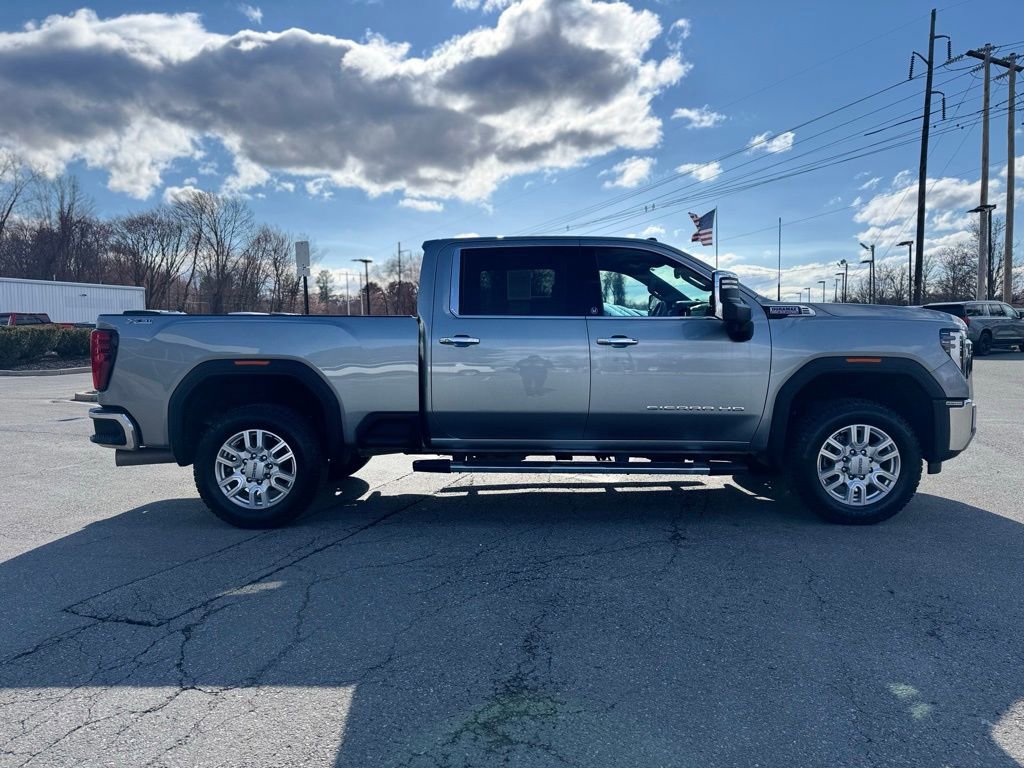 Used 2024 GMC Sierra 2500 SLT w/ SLT Convenience Package image 7