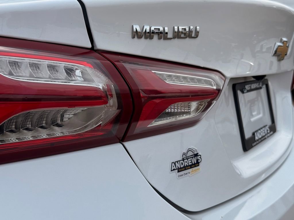 Used 2021 Chevrolet Malibu LT FWD image 12