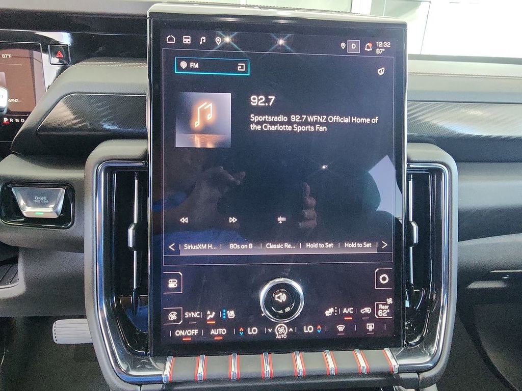 Certified 2025 GMC Yukon XL AT4 w/ AT4 Premium Plus Package image 13