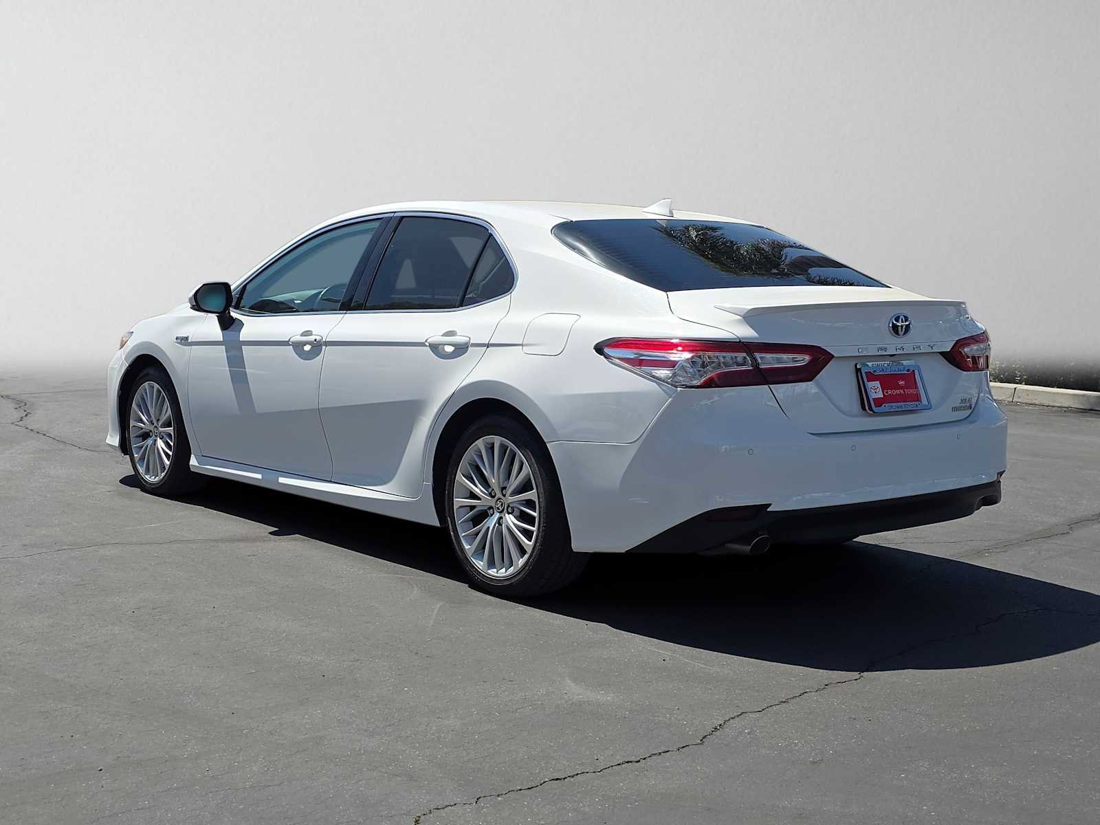 Used 2020 Toyota Camry XLE w/ Driver Assist Package FWD image 5