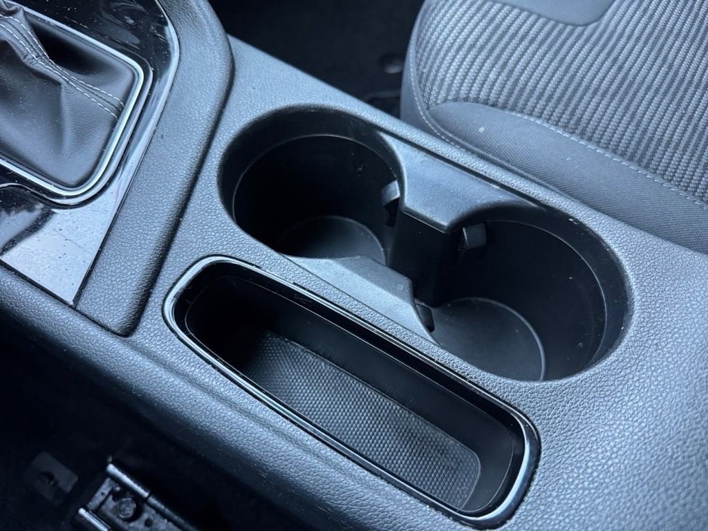 Used 2021 Kia Niro LXS image 26