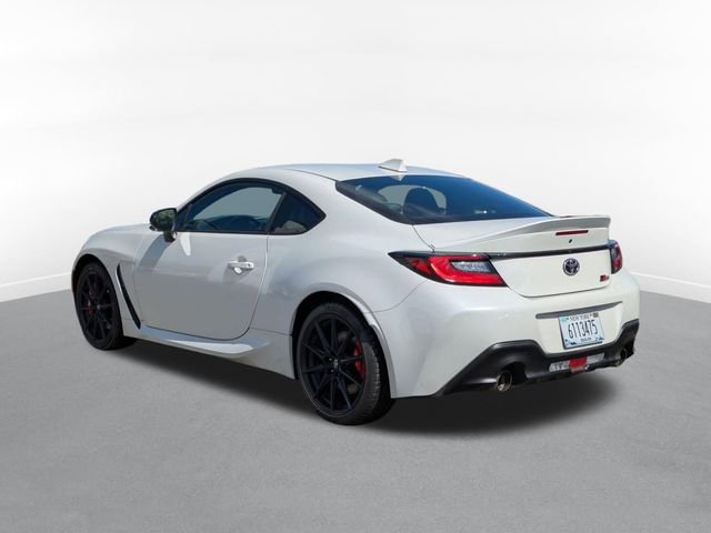 Used 2025 Toyota GR86 Premium w/ Performance Package image 4