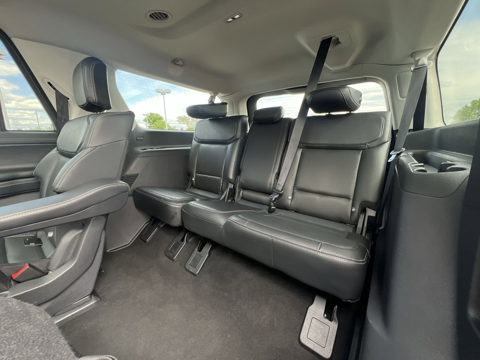 Used 2025 Ford Expedition Max Platinum w/ Driver's Package AWD/4WD image 34