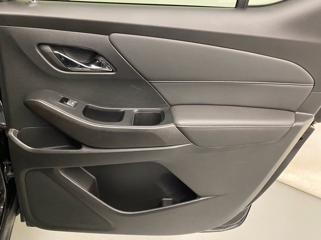 Used 2024 Chevrolet Traverse LT w/ LPO, Floor Liner Package AWD/4WD image 13