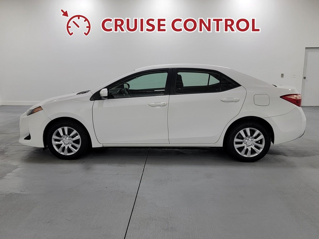 Used 2019 Toyota Corolla LE FWD image 5