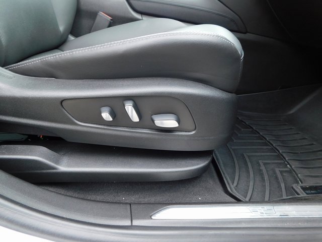 Used 2022 Cadillac XT5 Sportv w/ Technology Package image 19