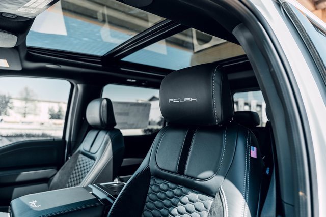 New 2025 Ford F150 Lariat w/ Equipment Group 502A High image 34