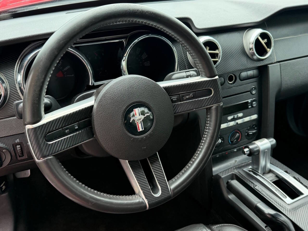 Used 2007 Ford Mustang Premium RWD image 5
