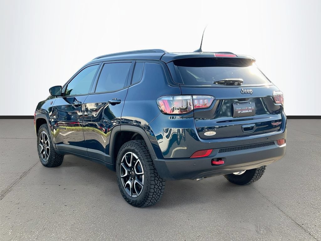 New 2026 Jeep Compass Trailhawk w/ Sun, Sound & Navigation Group AWD/4WD image 5
