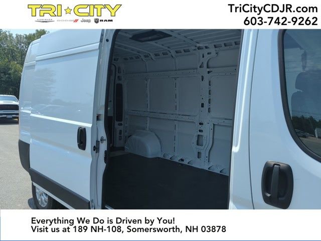 New 2025 RAM ProMaster 3500 w/ Quick Order Package 22G SLT image 37