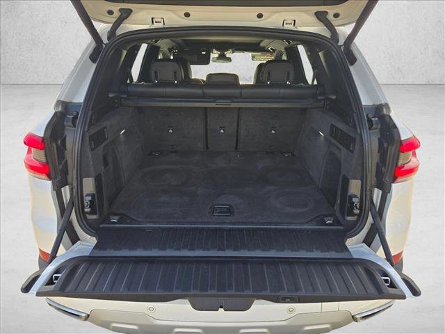Used 2023 BMW X5 sDrive40i image 6