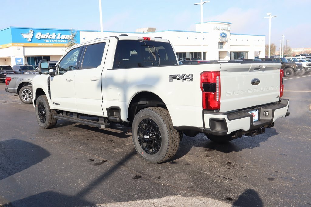 New 2026 Ford F250 Lariat w/ Black Appearance Package image 23