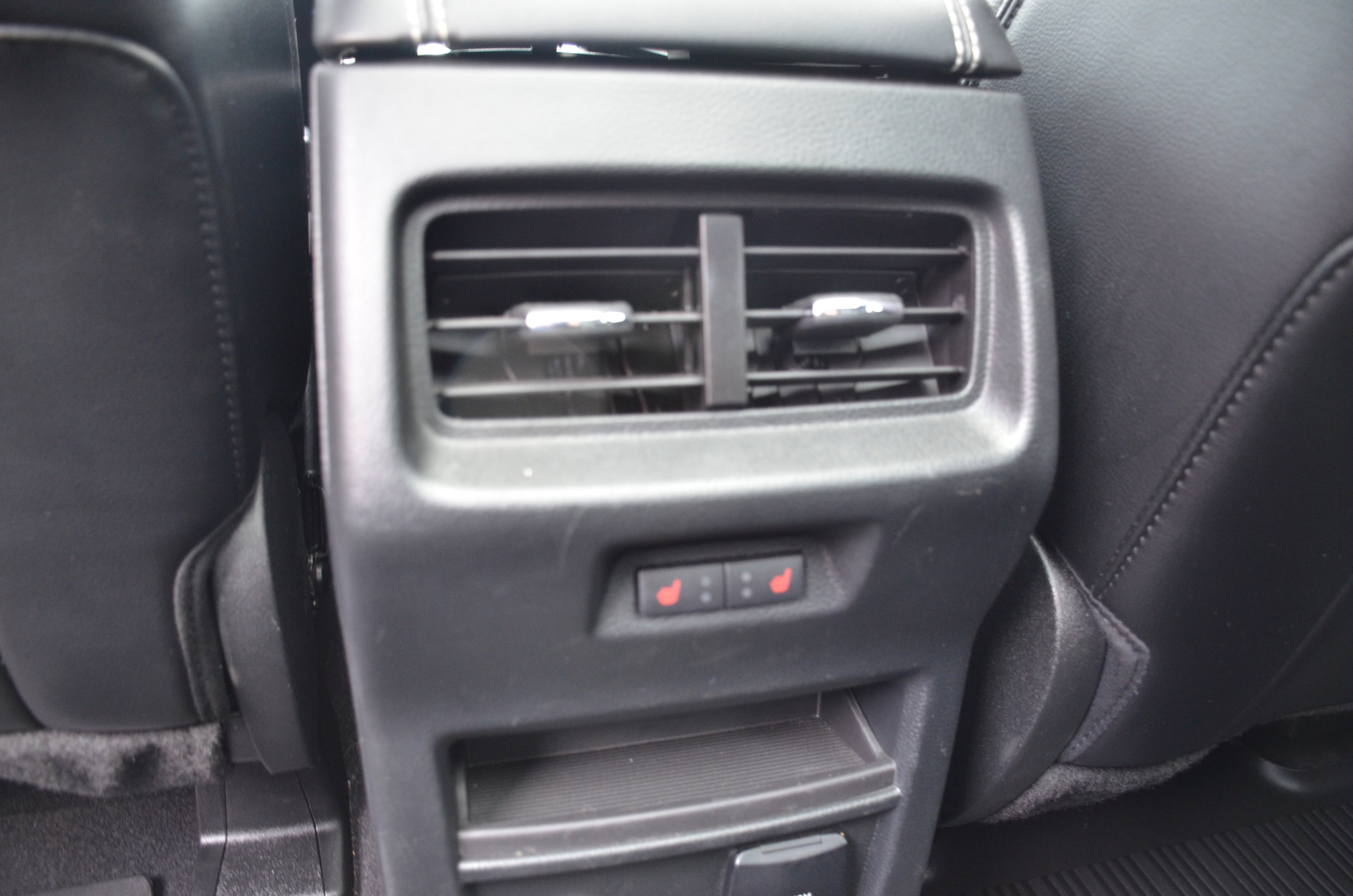 Used 2022 Ford Edge ST w/ Equipment Group 401A image 21