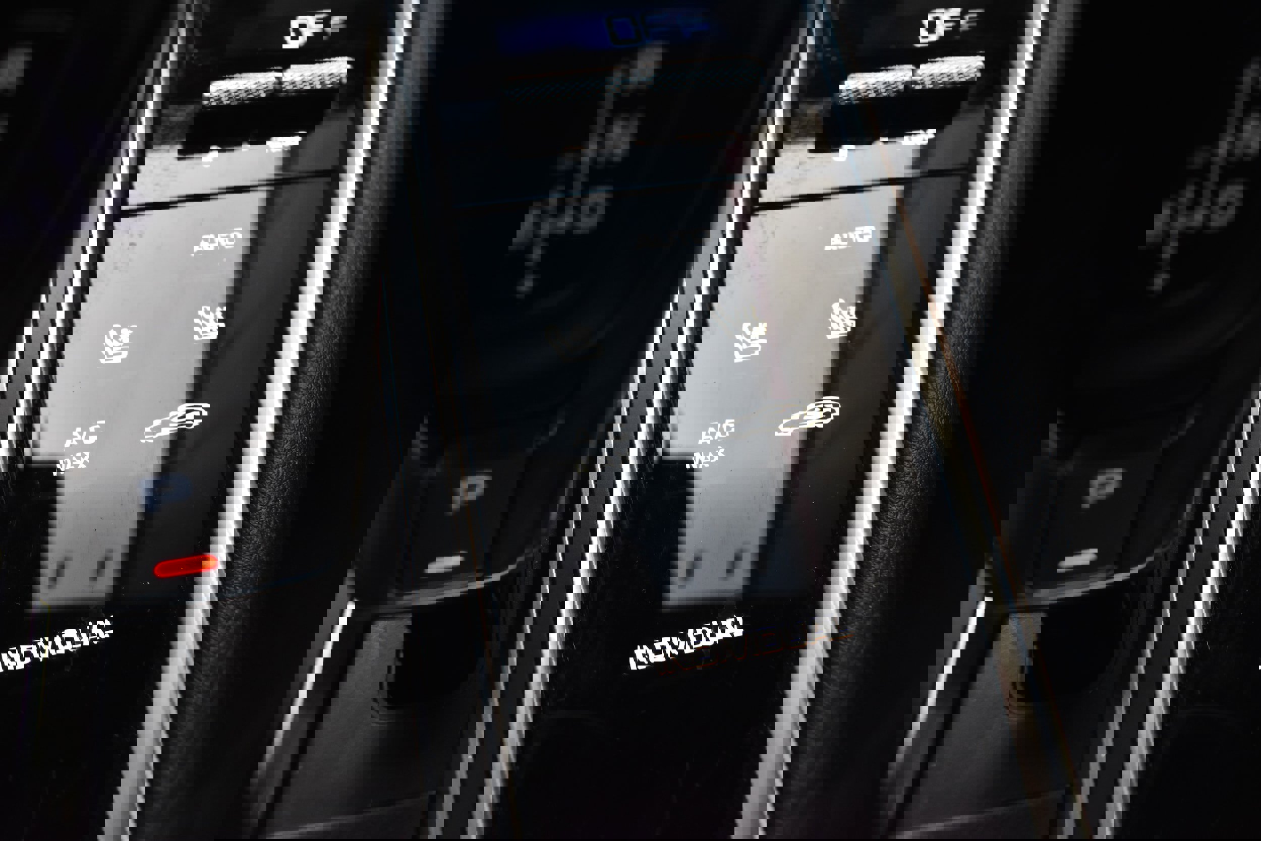 Used 2023 Porsche Panamera 4 Platinum Edition image 43